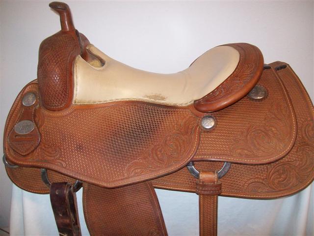 Used Saddle:- Image Number:0